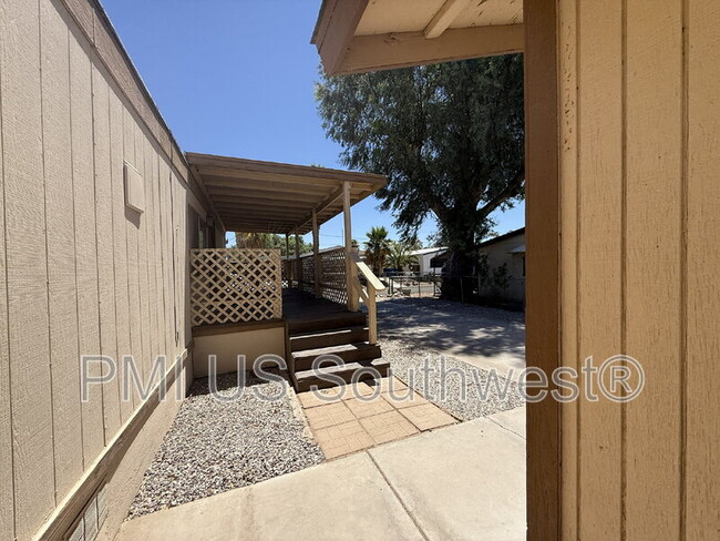 Building Photo - 2111 Santa Cruz Ave