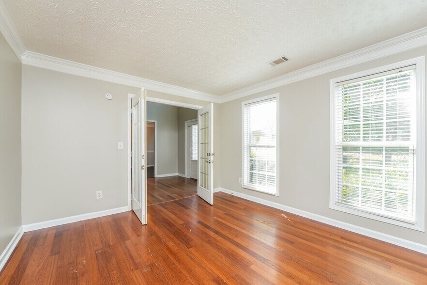 Building Photo - 1035 Paper Creek Dr SE
