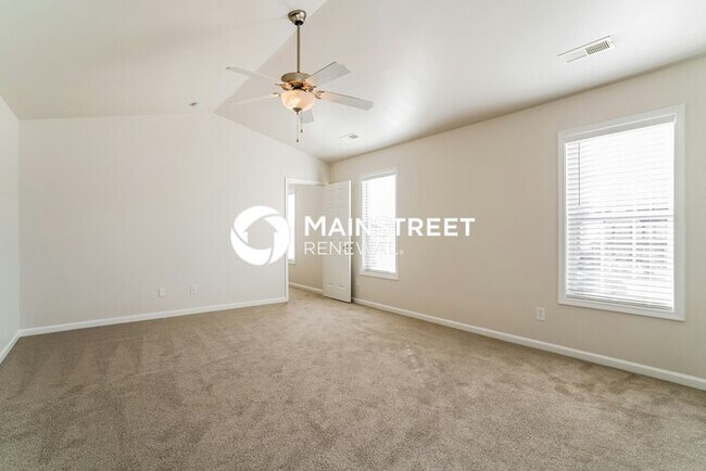 Building Photo - 4 Bedroom Pet-Friendly Home in KNIGHTDALE, NC with Main Street Renewal