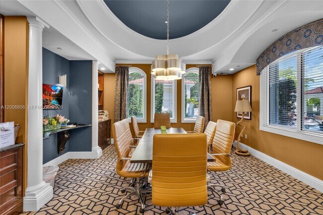 Building Photo - 2220 Tuscany Way