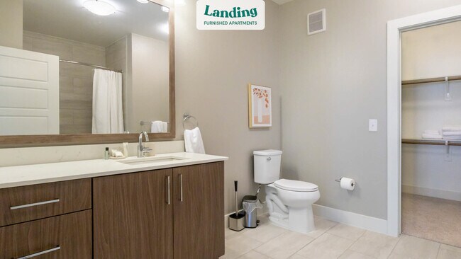 Building Photo - 15250 Quorum Dr