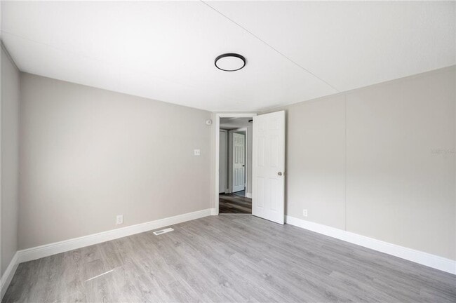 Building Photo - 4129 Woodsridge Dr