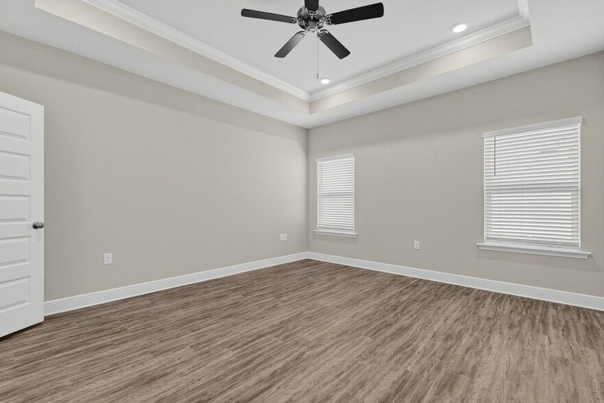 Building Photo - 24848 Smarty Jones Cir