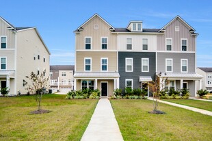 Building Photo - 214 Yorkshire Dr