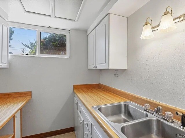 Building Photo - 5701 W 49th Ave