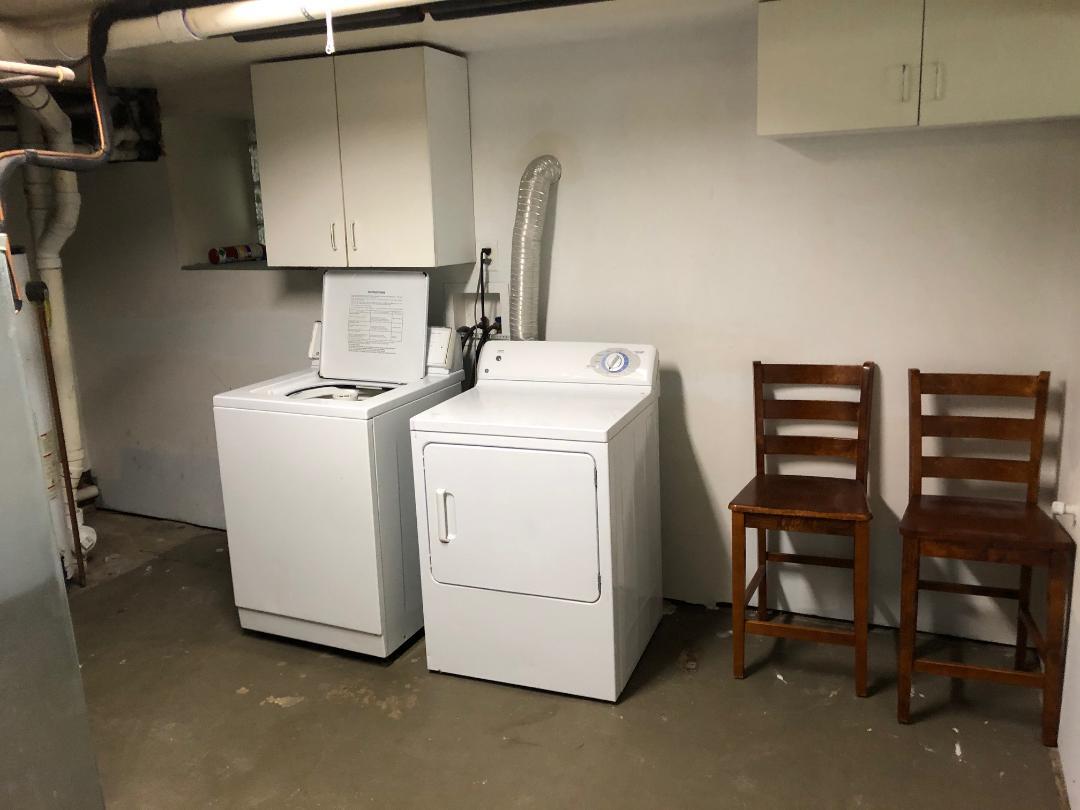 Building Photo - 1703 W Irving Park Rd