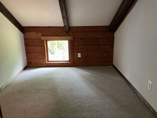 Building Photo - 360 Wood Landing Rd