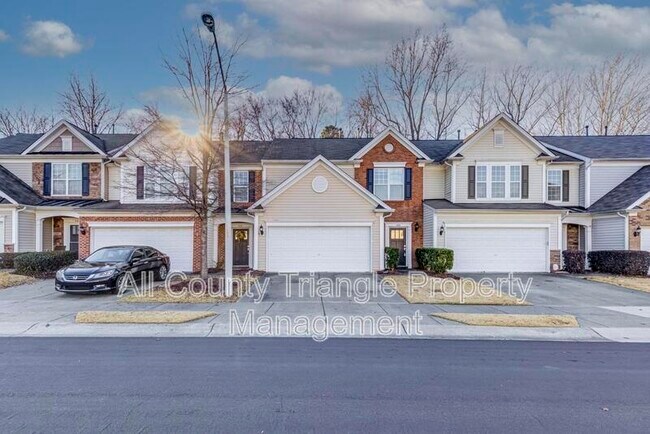 Building Photo - 408 Dyersville Dr