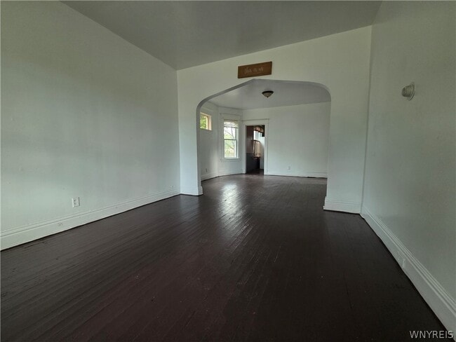 Building Photo - 67 Moeller St