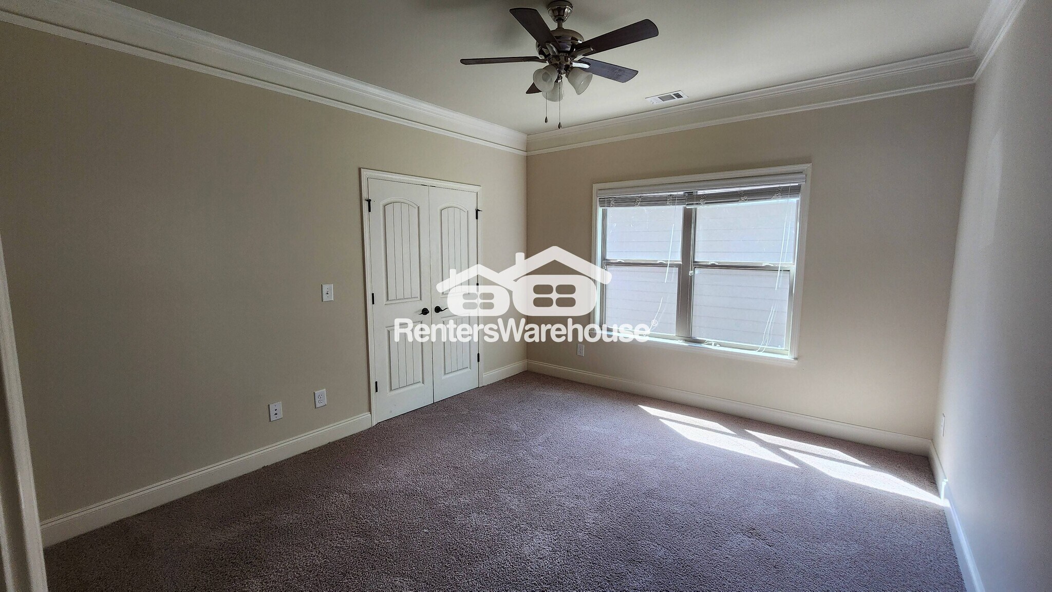 Building Photo - 152 Fair St