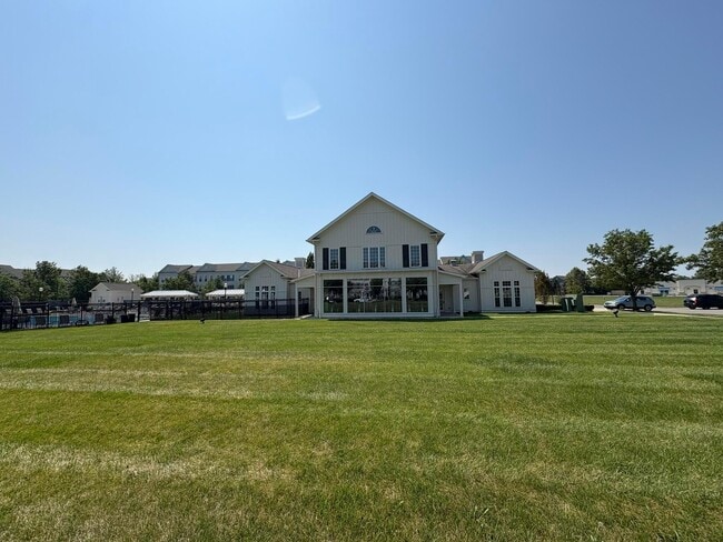 Building Photo - 5280 Cross River Falls Blvd
