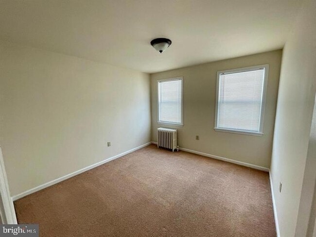 Building Photo - 122 W Lancaster Ave