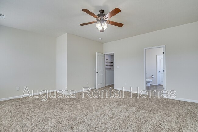 Building Photo - 633 Colston Ave