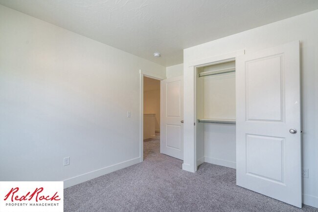 Building Photo - Stand Alone 4 Bedroom Corner Unit.