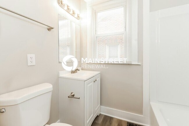 Building Photo - 3 Bedroom Pet-Friendly Home in Louisville,...