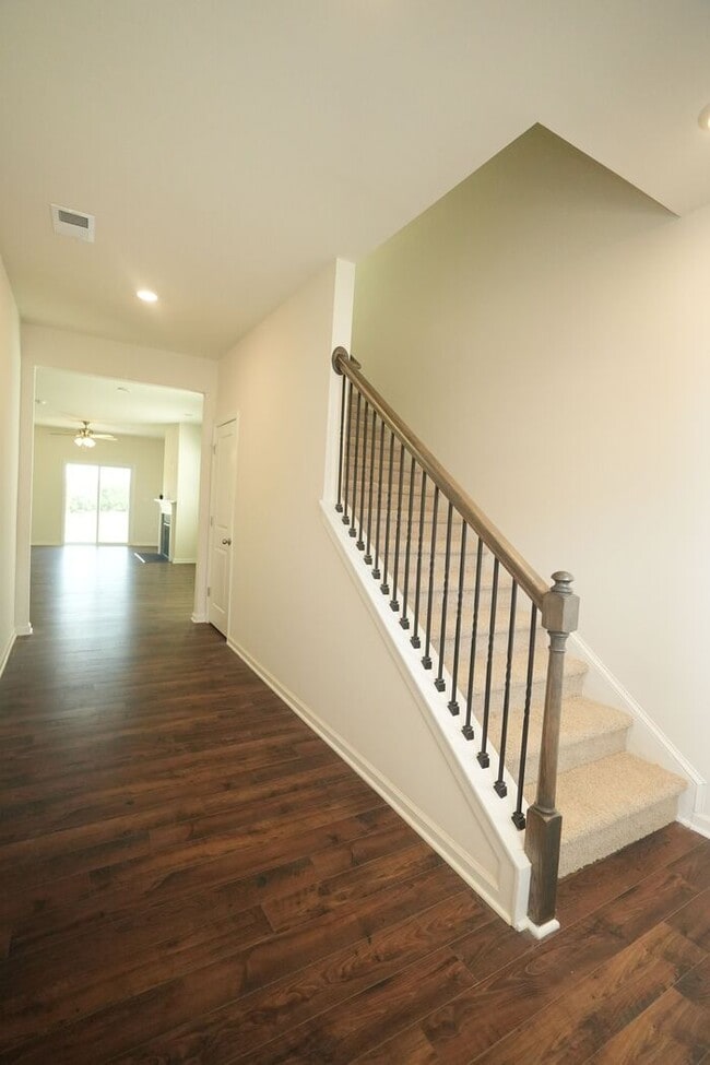 Building Photo - BRAND NEW HOME FOR RENT!