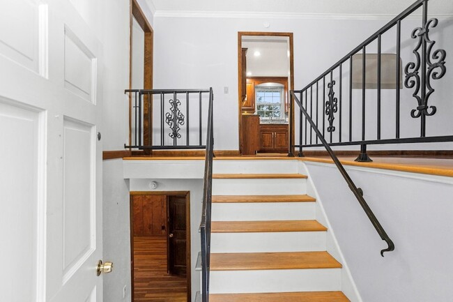 Building Photo - 2909 Cherry Hills Dr