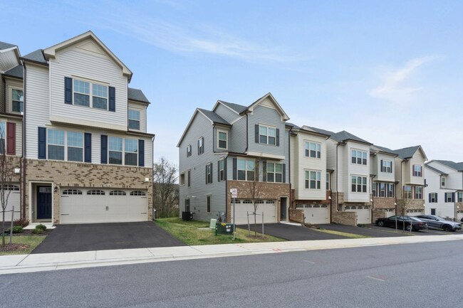 Building Photo - 7922 Brandy Sta Rd
