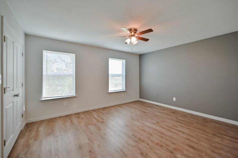 Building Photo - 4504-4506 Alamosa St