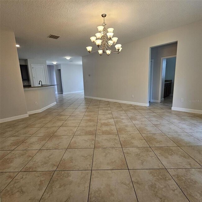 Building Photo - 2628 Atherton Dr