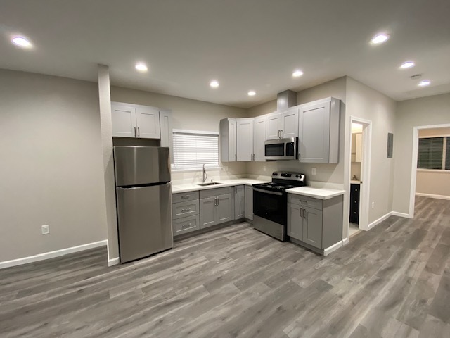 Kitchen - 29280 Bowhill Rd