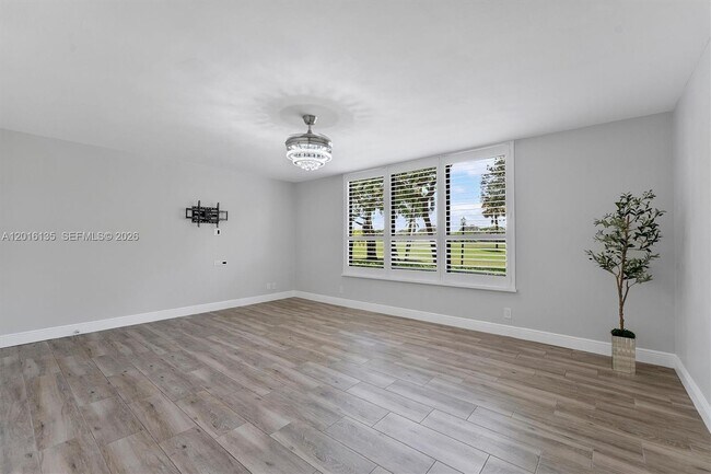 Building Photo - 7225 Promenade Dr