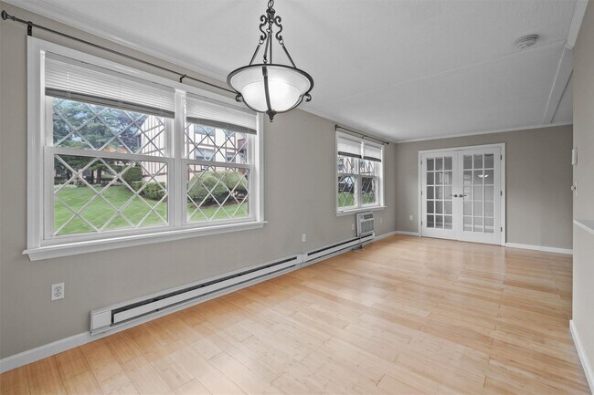 Building Photo - 407 Sierra Vista Ln