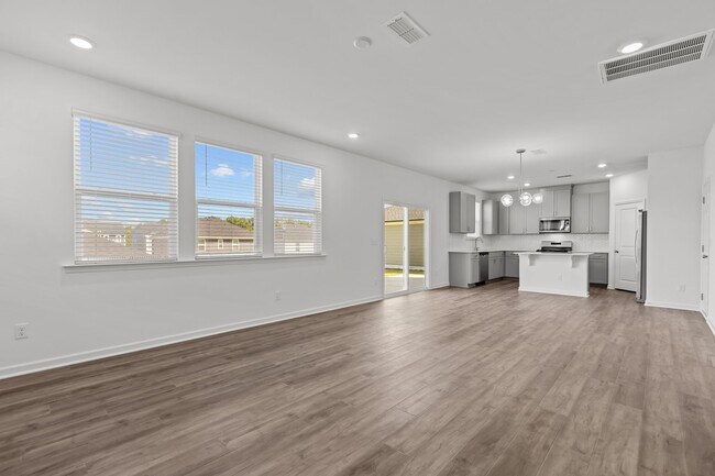 Building Photo - 2138 Rockface Wy