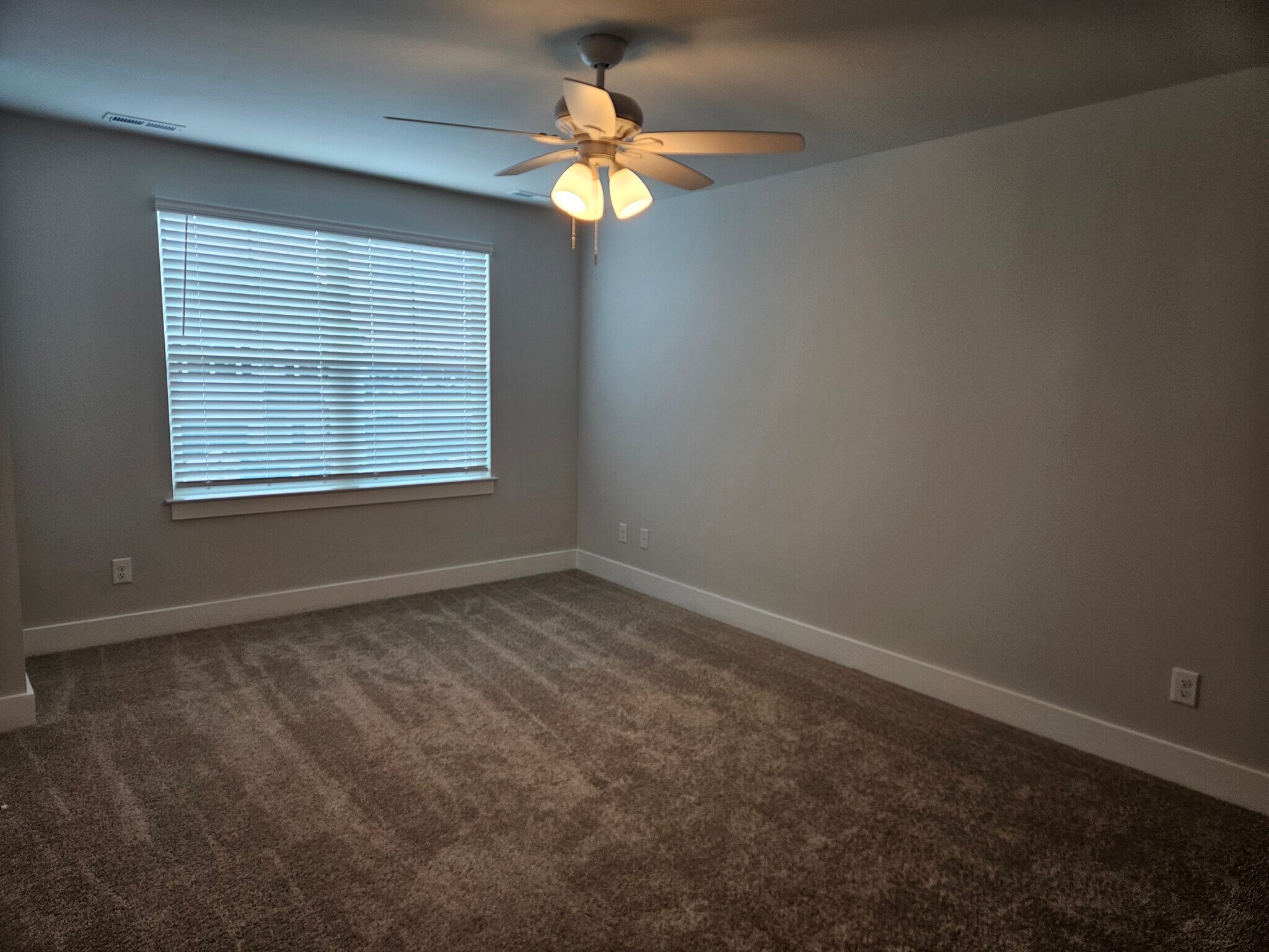 Building Photo - 4341 Majesty Dr