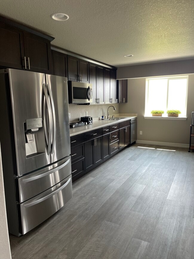 New appliances - 5383 Homeward Dr