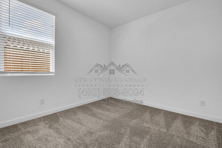 Building Photo - 16731 W Chama Dr