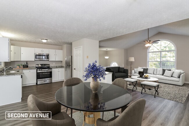 Building Photo - 400 N Hickory Ln