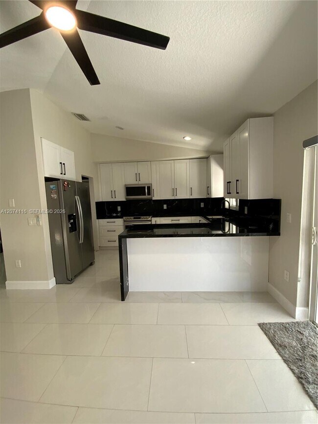 Building Photo - 30162 SW 159th Ave