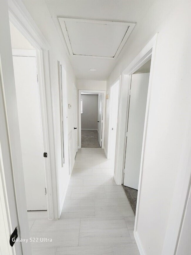 Building Photo - 4741 E Ridge Creek Dr