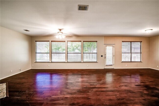 Building Photo - 8334 Liberty Walk Dr