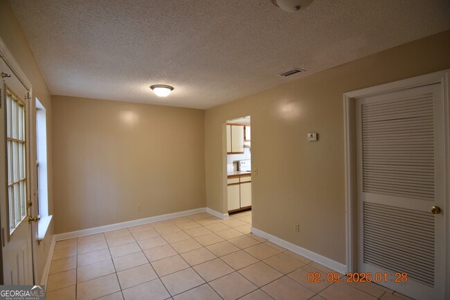 Building Photo - 758 Morningside Ln