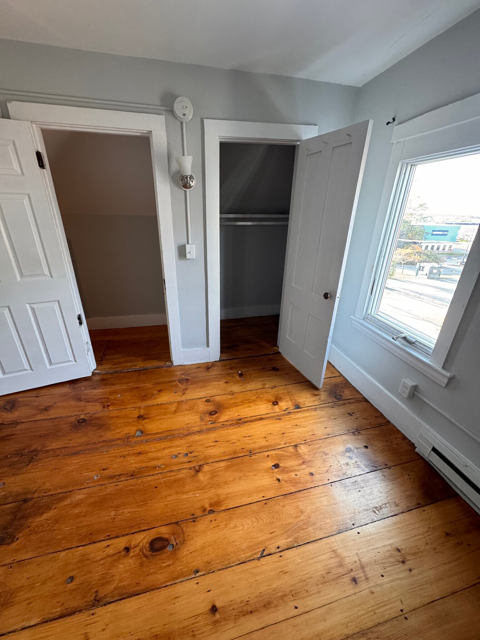 Building Photo - 177 Saint John St