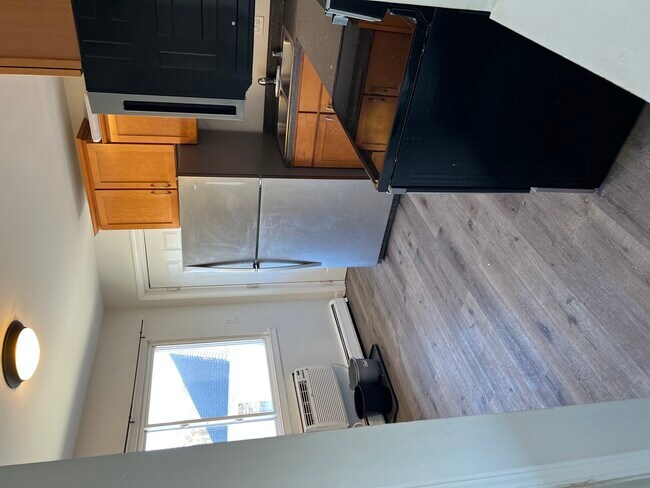 Building Photo - 7716 Ogden Ave