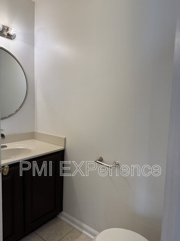 Building Photo - 12740 Wedgedale Ct