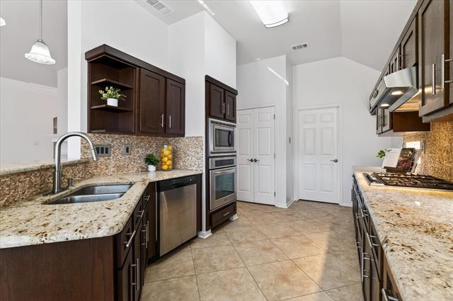 Building Photo - 57 Sonora Dr