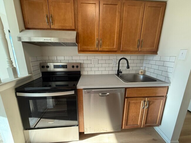 Building Photo - 316 White Horse Pike