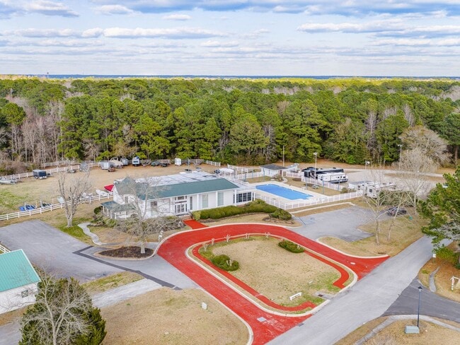 Building Photo - 217 Derby Downs Dr
