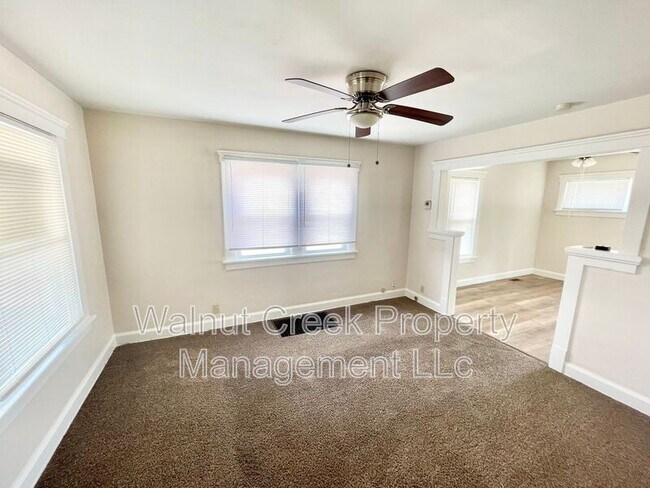 Building Photo - 136 Cleveland St