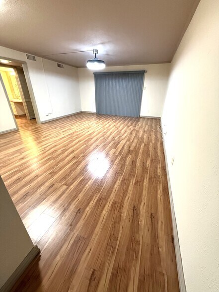 Building Photo - 4557 N O'Connor Rd