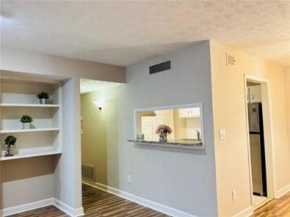 Building Photo - 1011 Dunbar Dr