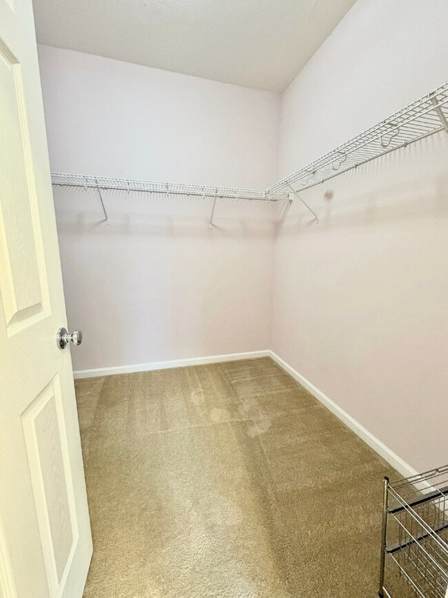 Building Photo - Spacious 4BR / 2.5BA Home in Prime Pittsburgh CA Location