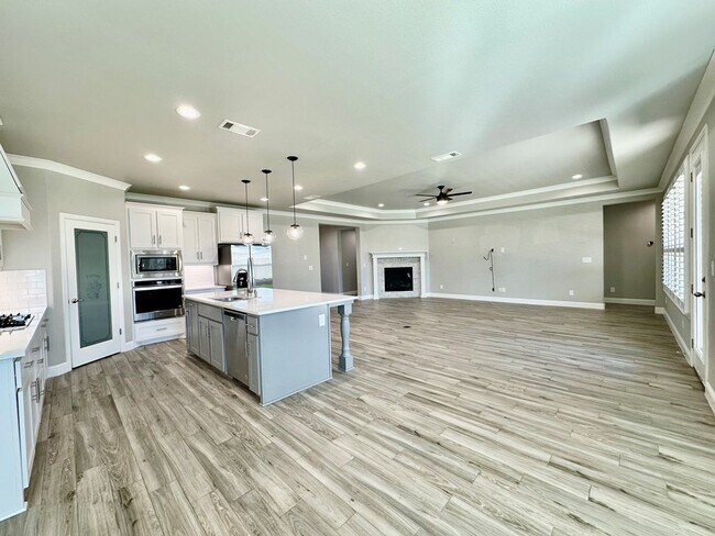 Building Photo - 8618 Alnwick Dr