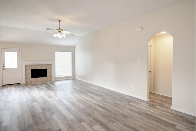 Building Photo - 20203 Goss Hollow Ln