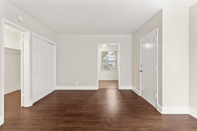 Interior Photo - 201-209 E 12th Street