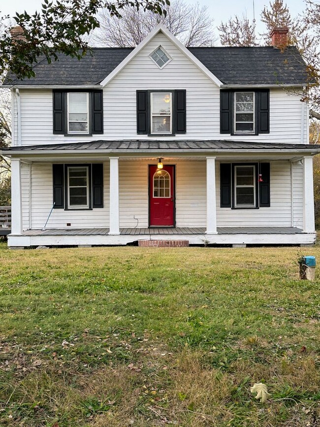 Primary Photo - Rustic Farmhouse in Port Tobacco